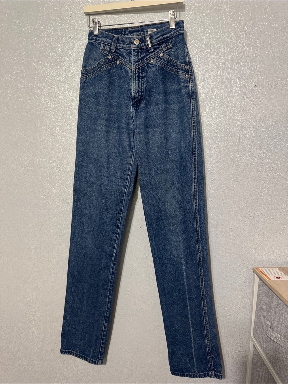 Vintage Rockies High Waisted Western Jeans 27/5 XL Long V Yoke Pleated Bareback
